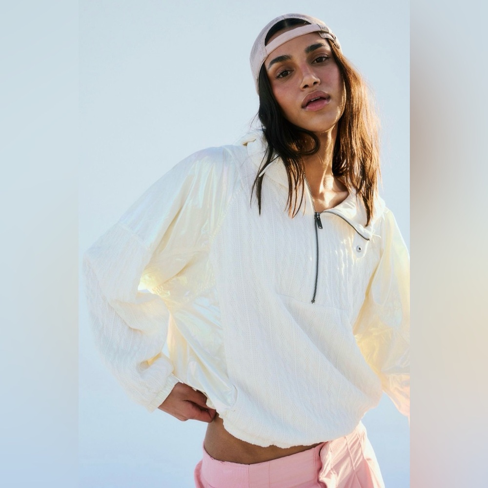 Free People‎ Movement Women's Sweetest Pulllover size xs